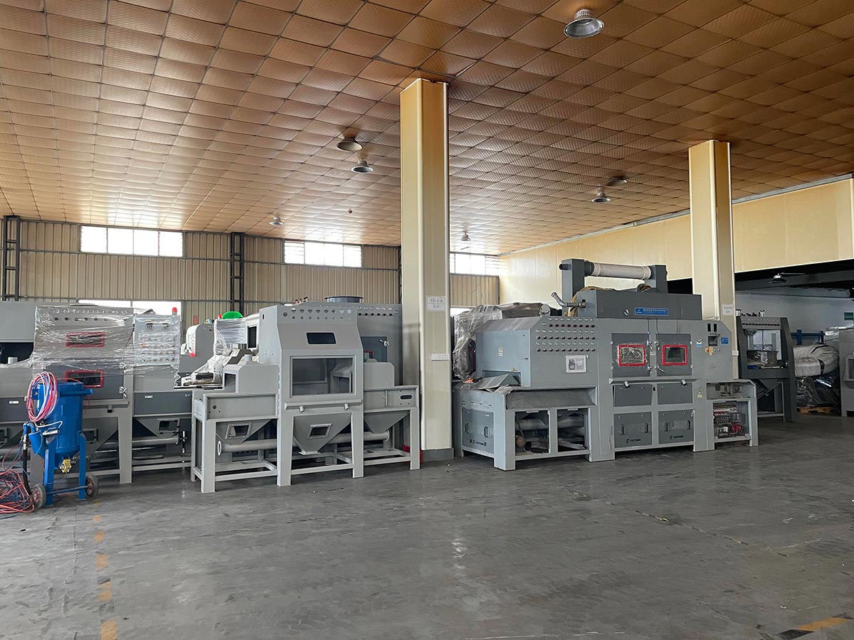 深圳百超機(jī)械設(shè)備有限公司生產(chǎn)車(chē)間實(shí)拍圖片