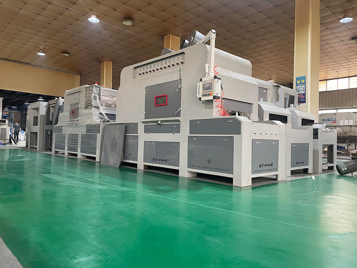 深圳百超機械大型輸送式自動噴砂機設備 深圳百超機械大型輸送式自動噴砂機設備