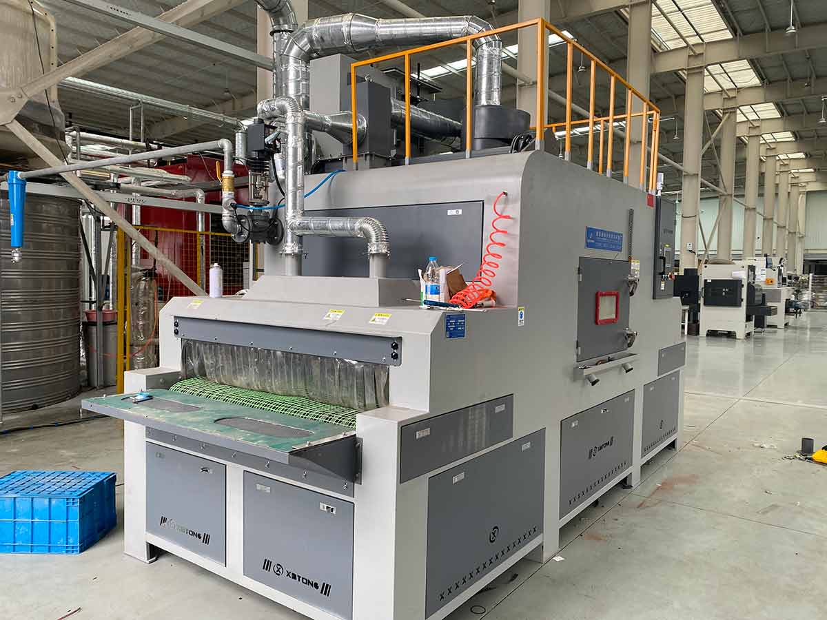 深圳百超機械輸送式自動噴砂機設(shè)備 深圳百超機械輸送式自動噴砂機設(shè)備